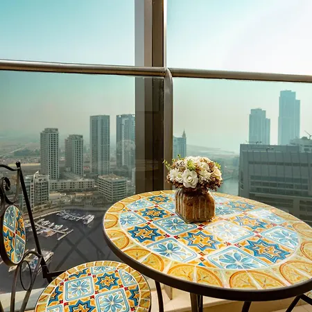 Prime Retreats - Sparkle Tower Marina Dubai Room photo