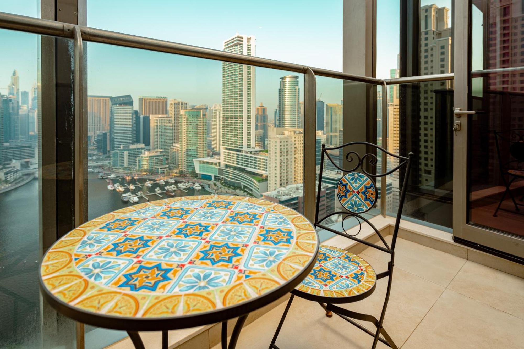 Apartment Prime Retreats - Sparkle Tower Marina Dubai