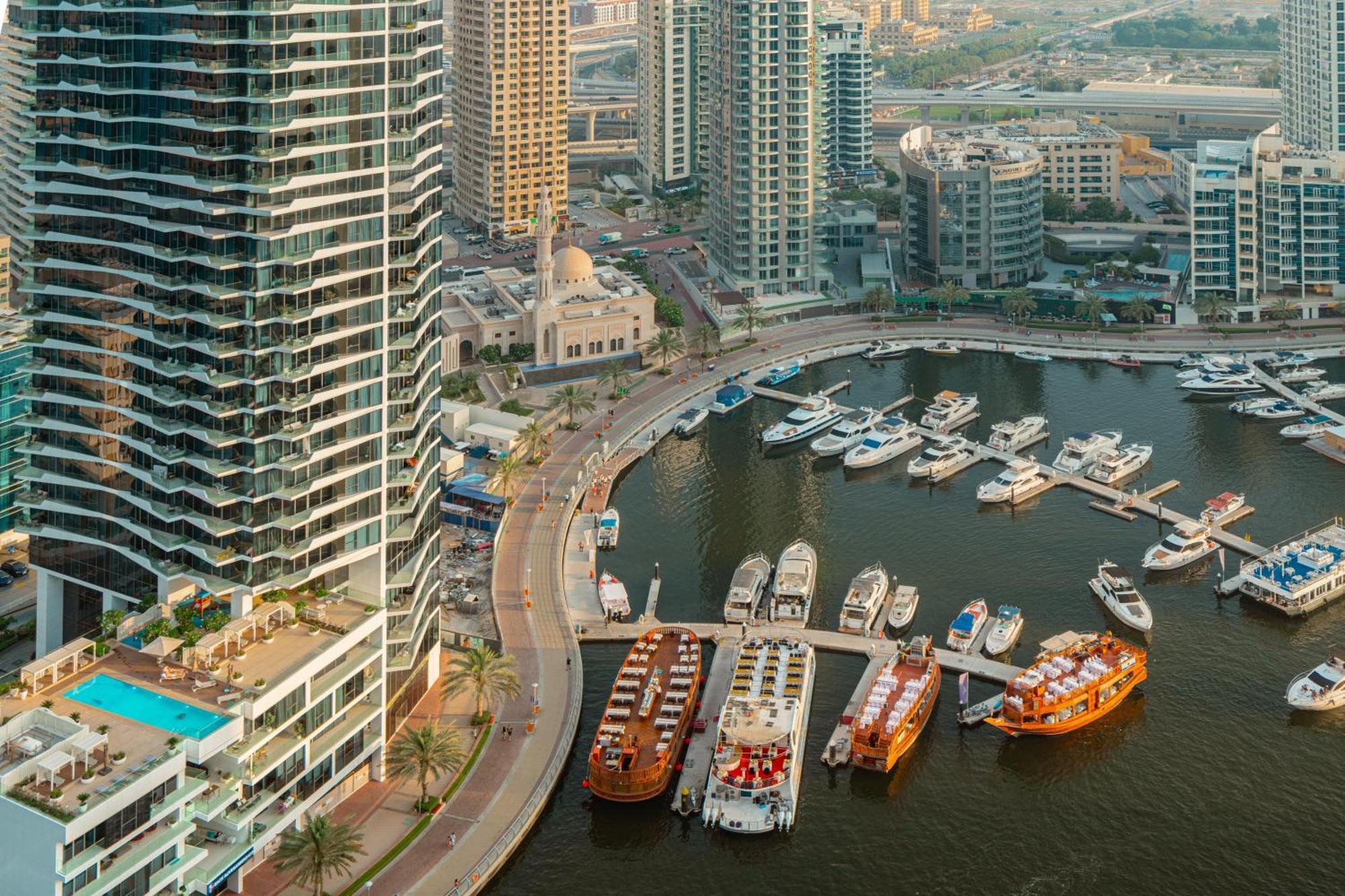 Apartment Prime Retreats - Sparkle Tower Marina Dubai