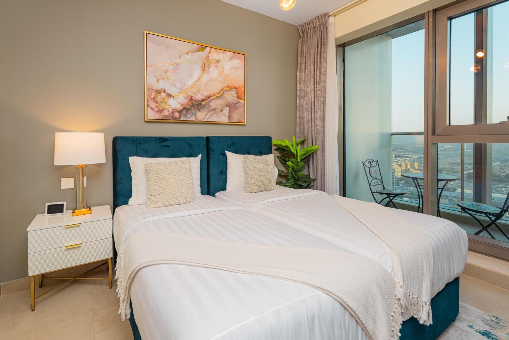 Prime Retreats - Sparkle Tower Marina